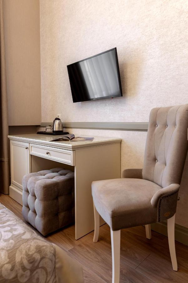 Royal Mini-Apart Hotel On Rynok Square Lviv Kültér fotó